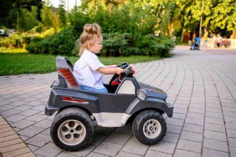 Choosing Between 6V and 12V Electric Cars for Kids - Dti Direct