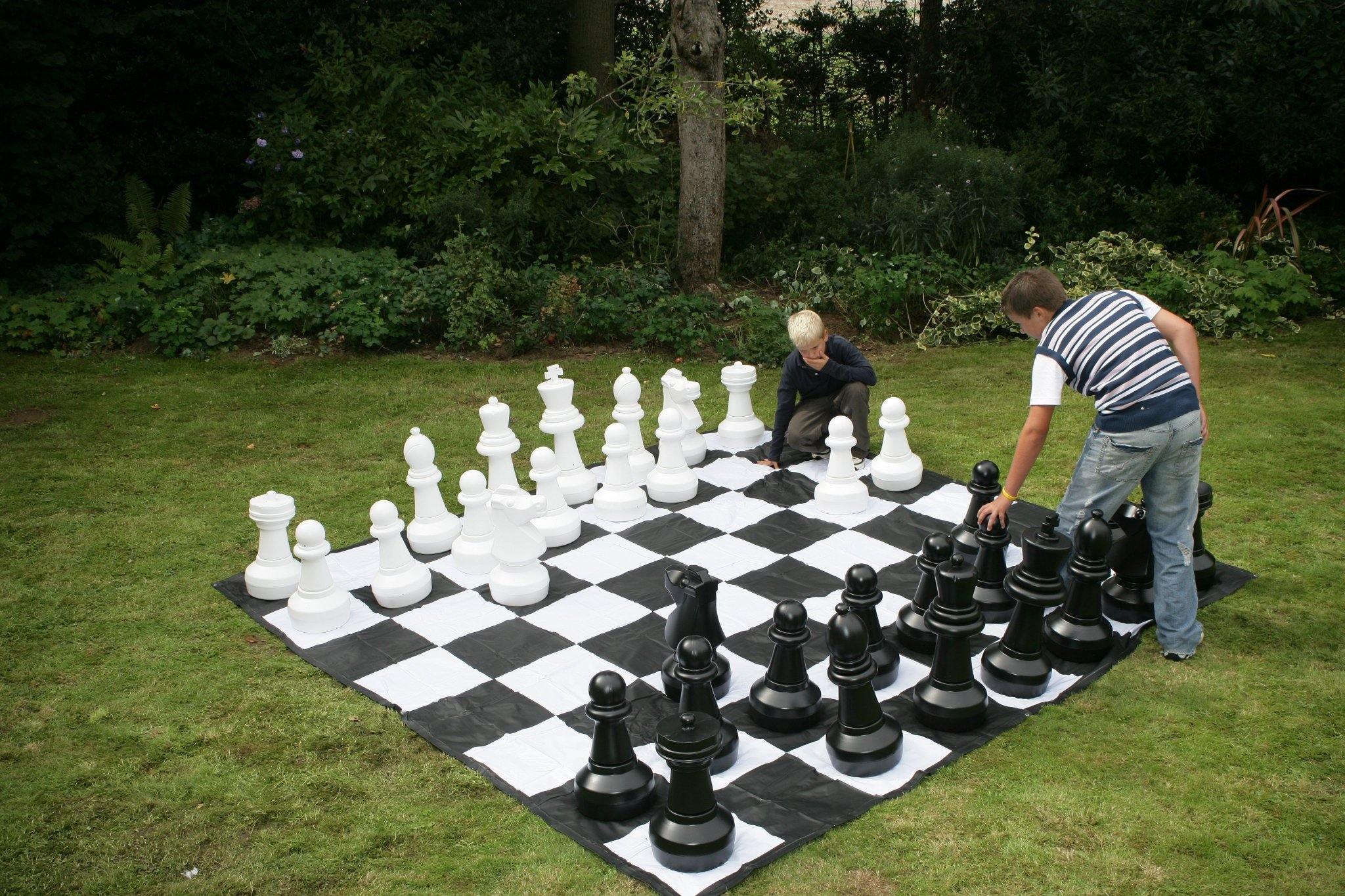Giant Chess with Mat - DTI Direct USA