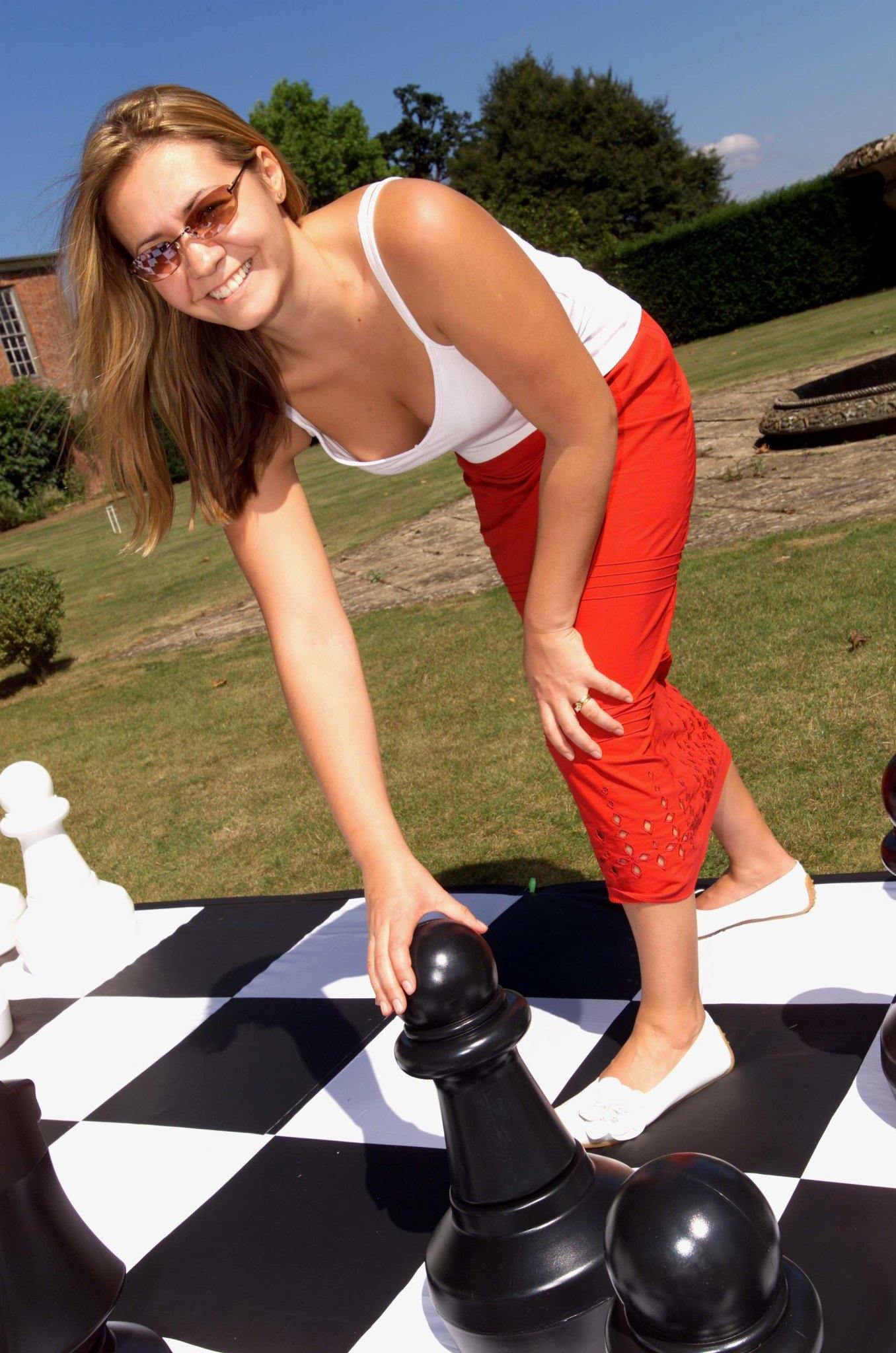 Giant Chess with Mat - Dti Direct USA