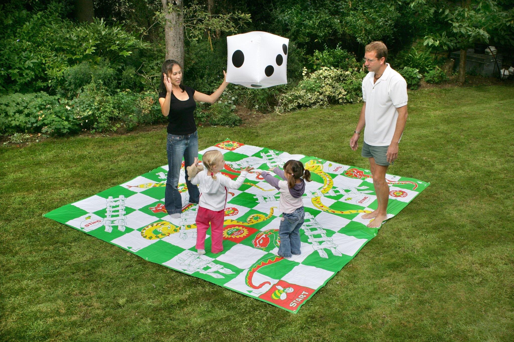 Giant Snakes & Ladders - DTI Direct USA